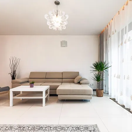 Appartement Center - Parking, Balcony, Workspace, Ac - By Rentujemy Wrocław